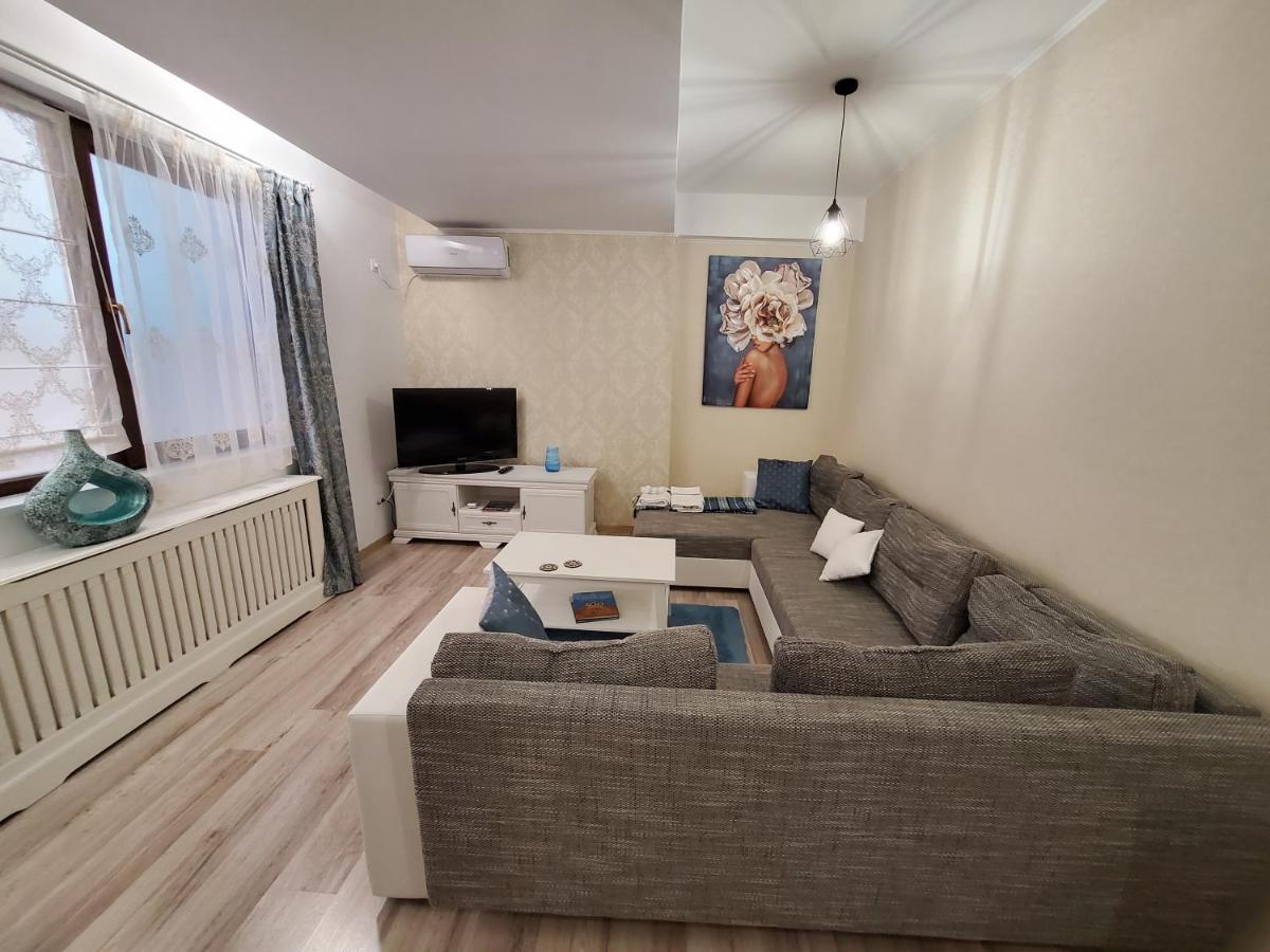 Morii Lake Special Apartment Bucharest Exterior photo
